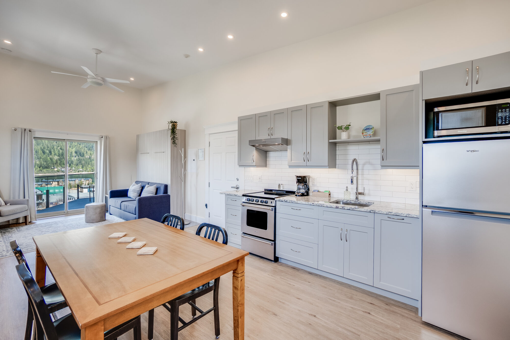 Hotel suite with kitchen and private balcony